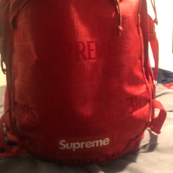 Red supreme backpack - Picture 5 of 5